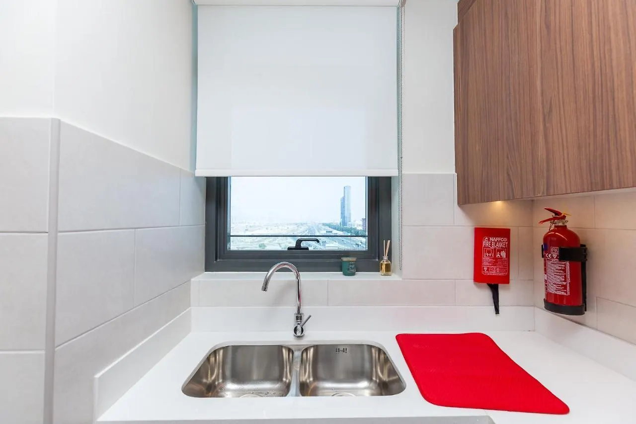 Amazing Deal! Stunning 3Br Apt With Huge Terrace - Jvt Dubai