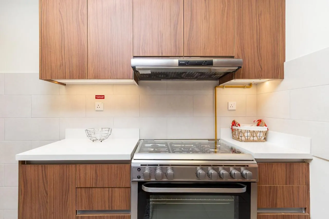 Amazing Deal! Stunning 3Br Apt With Huge Terrace - Jvt Dubai Apartment