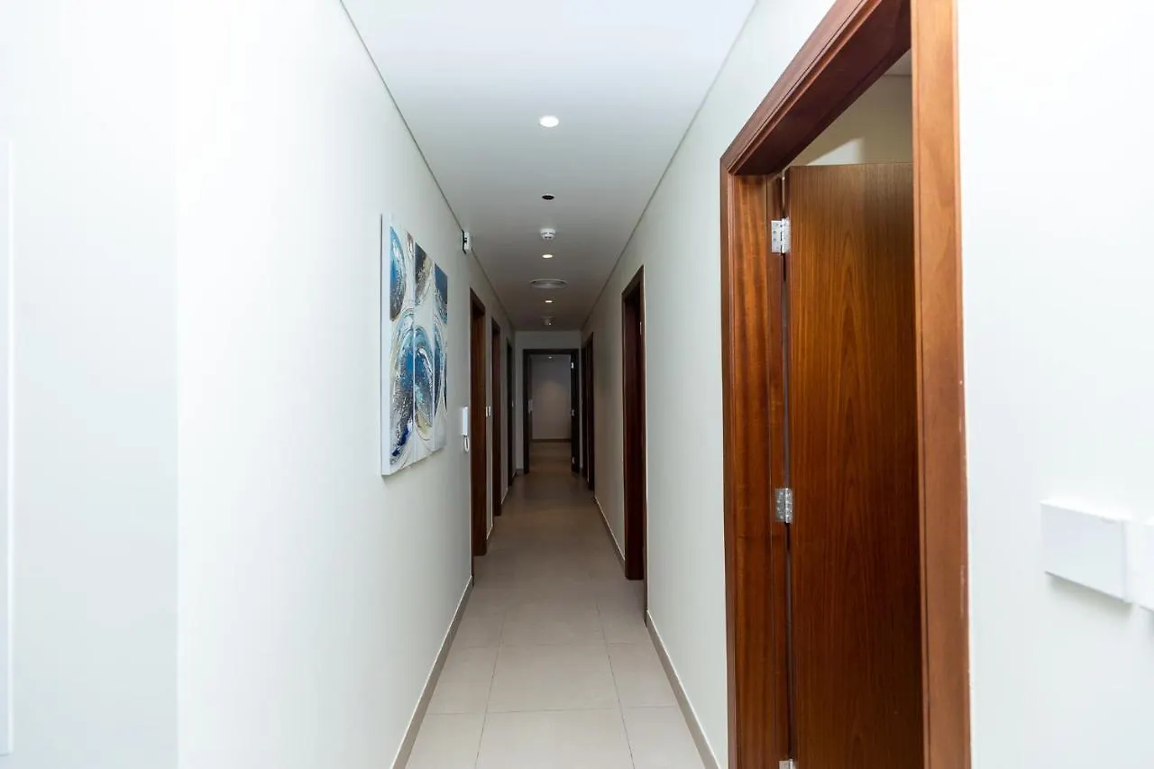 Amazing Deal! Stunning 3Br Apt With Huge Terrace - Jvt Dubai 0*,  United Arab Emirates