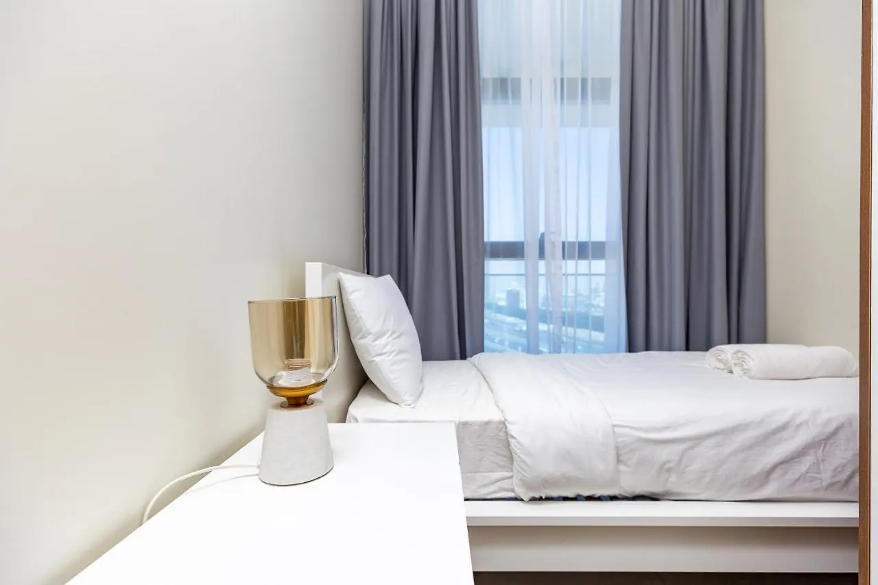 Amazing Deal! Stunning 3Br Apt With Huge Terrace - Jvt Dubai