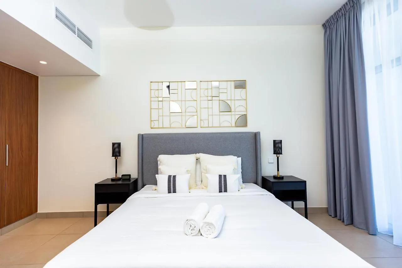 Apartment Amazing Deal! Stunning 3Br Apt With Huge Terrace - Jvt Dubai