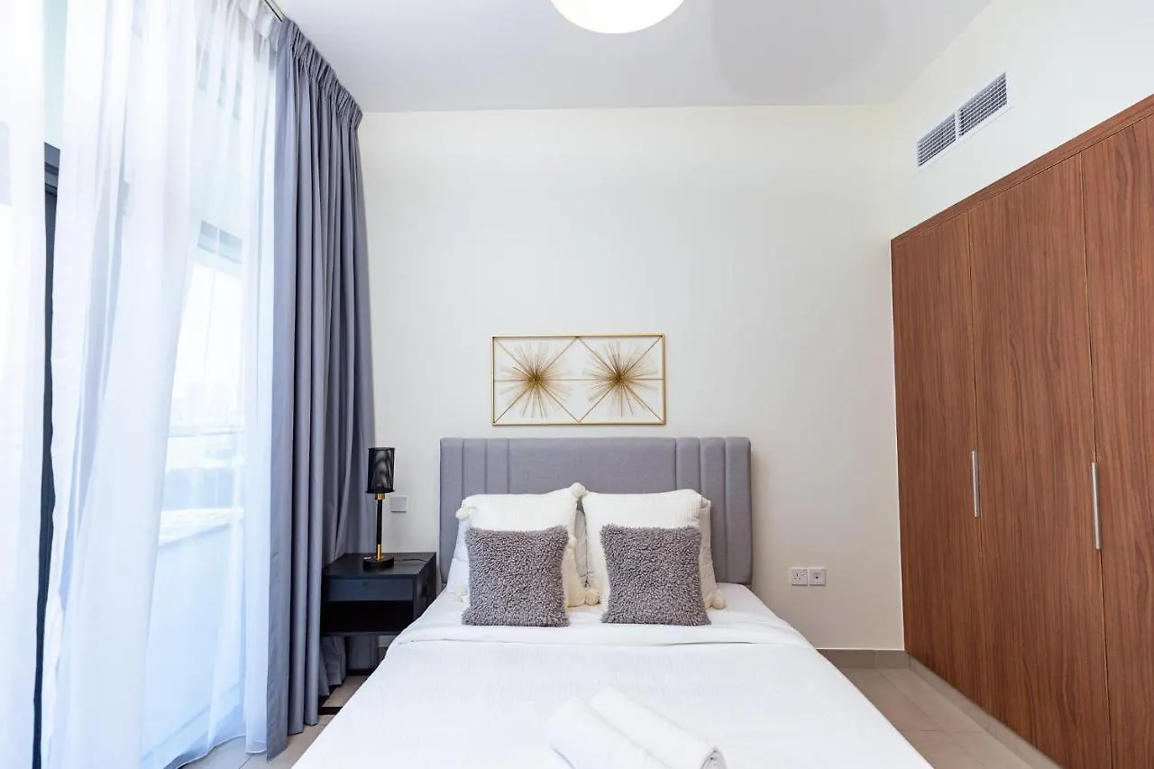 Apartment Amazing Deal! Stunning 3Br Apt With Huge Terrace - Jvt Dubai