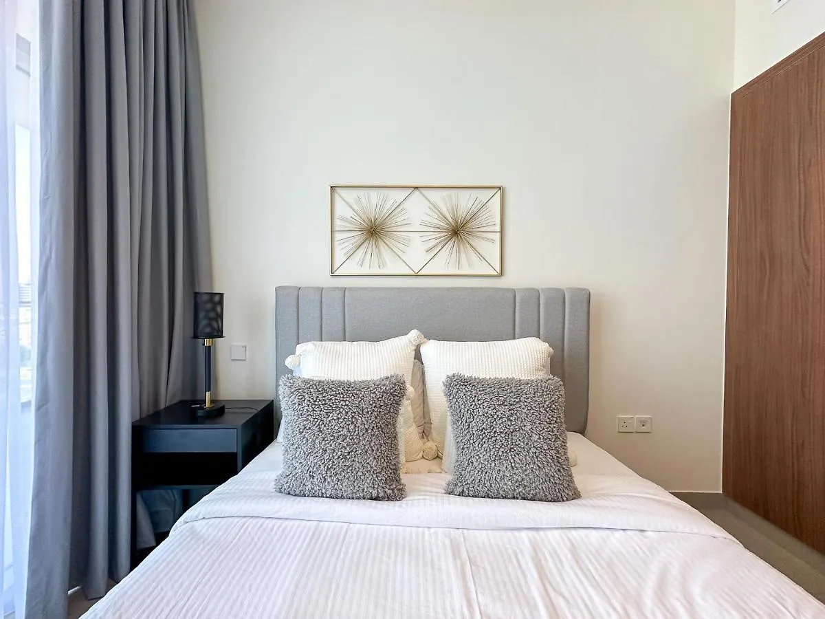 Amazing Deal! Stunning 3Br Apt With Huge Terrace - Jvt Dubai